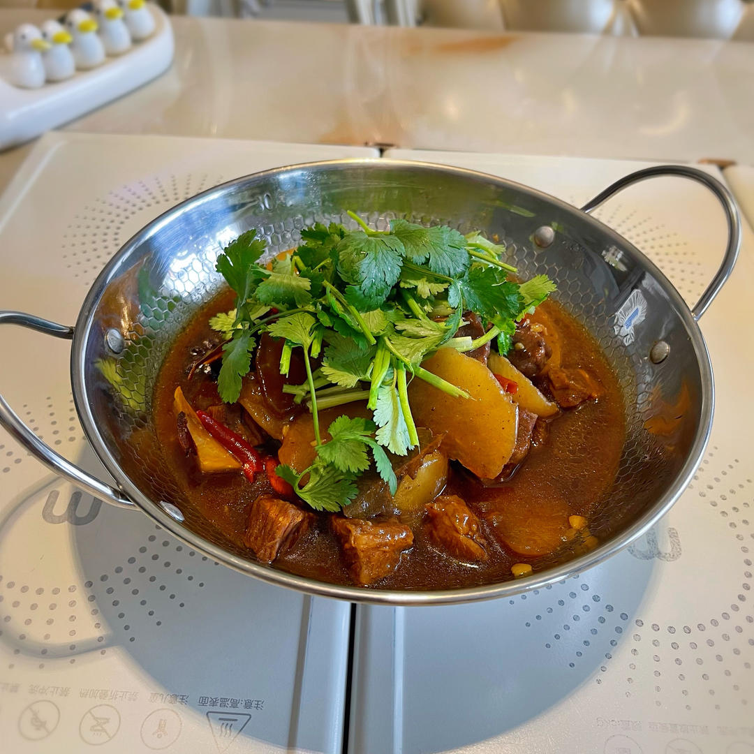 萝卜牛腩煲