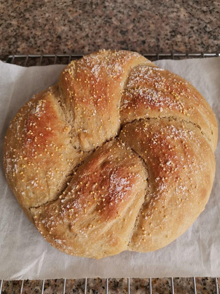 一口入魂的皇冠小米面包