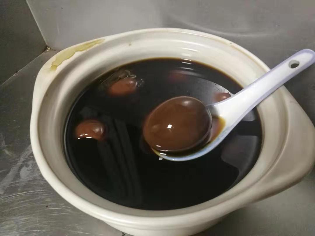 弯弯吃不起的茶叶蛋