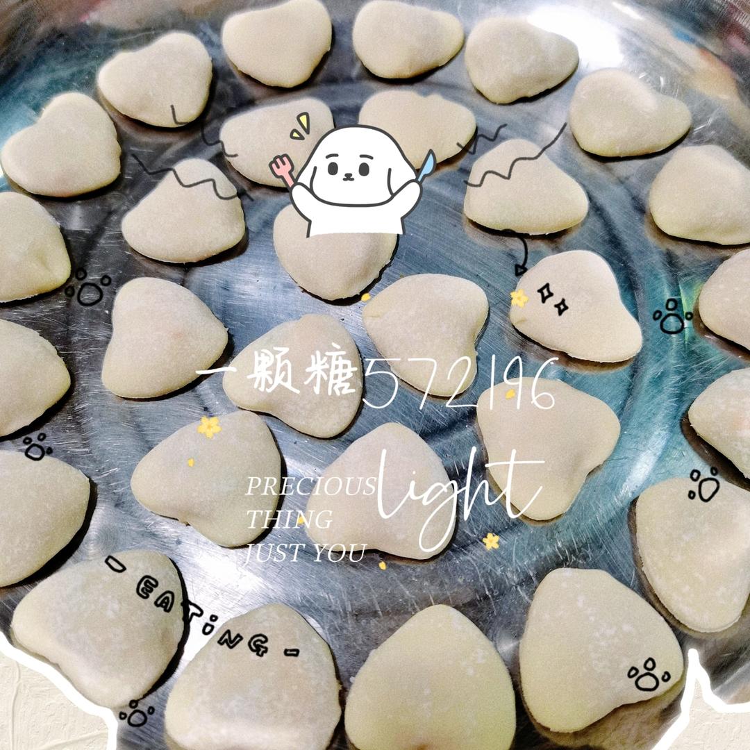十月龄宝宝辅食「迷你小馄饨」香菇猪肉馅儿哦❤️❤️❤️