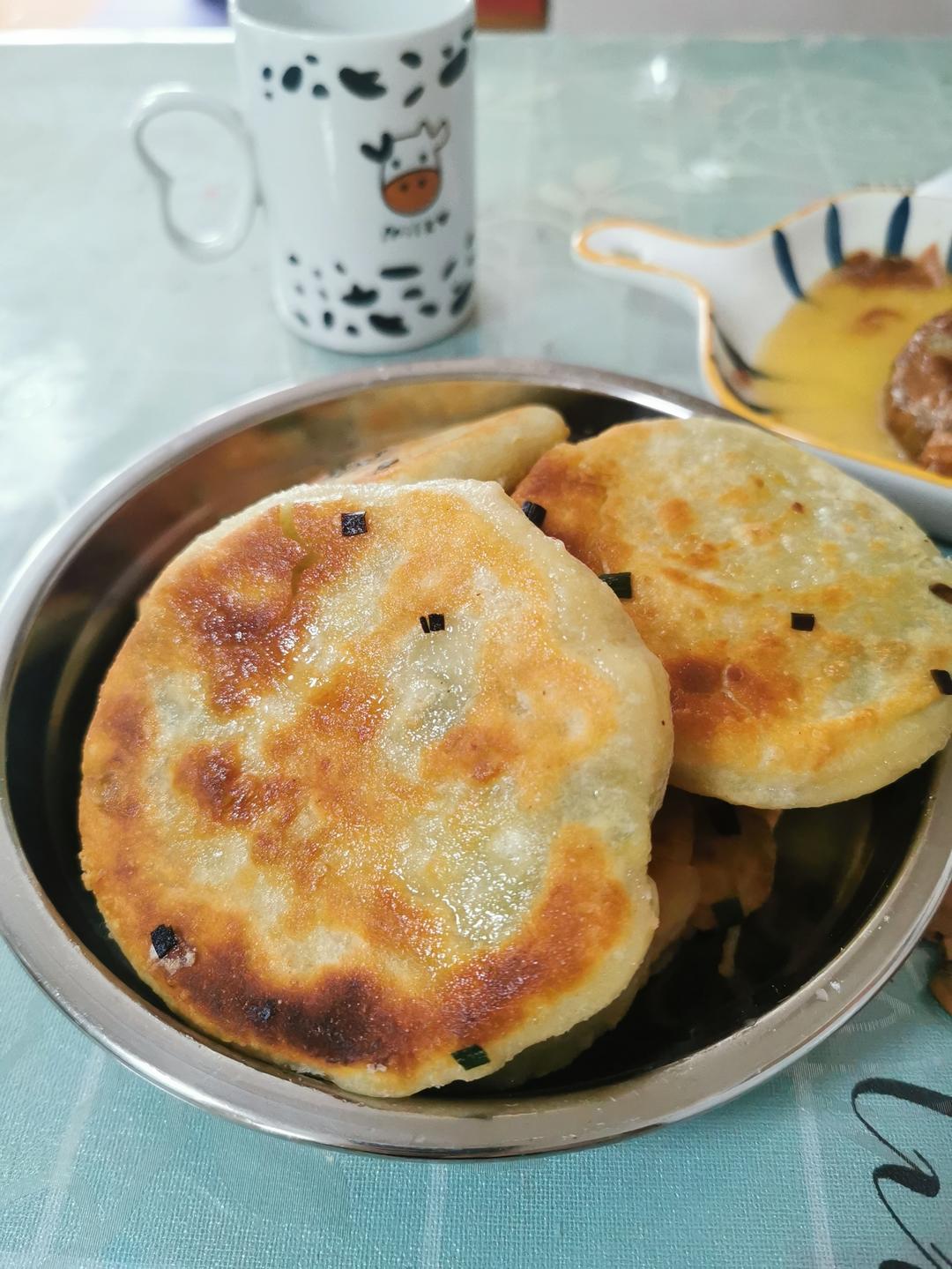 皮薄如纸的韭菜馅饼|免揉面法