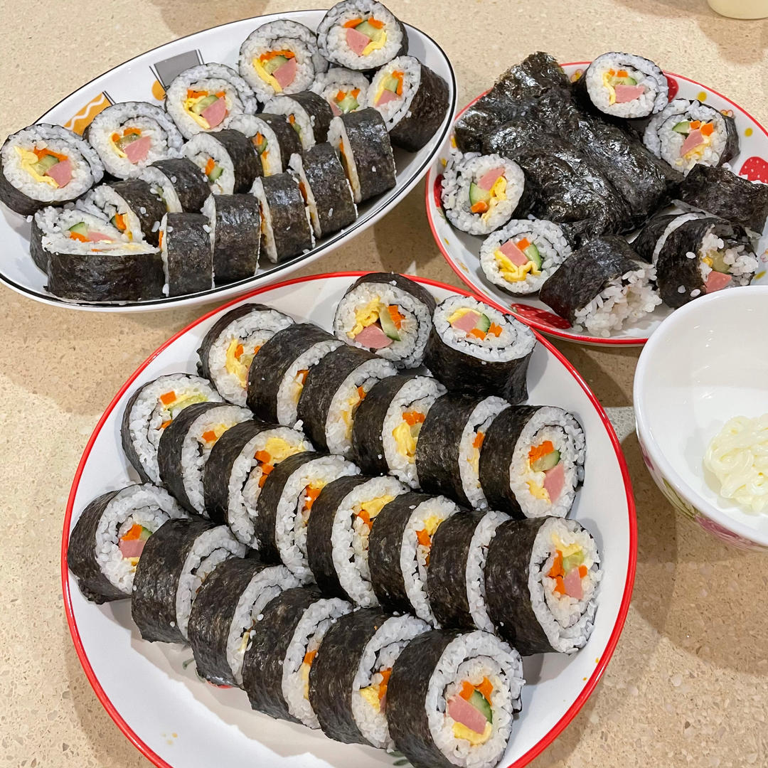 十分钟快手早午餐-紫菜包饭&寿司卷，简单易学哦！