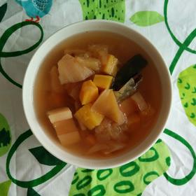 肉桂红薯莲藕苹果甜汤