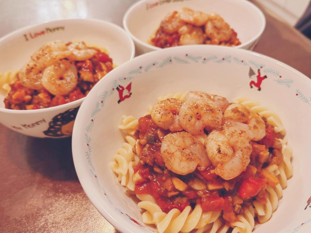 低脂低卡，好吃到舔盘的番茄虾仁意面