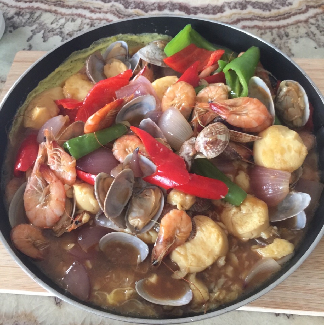 铁板海鲜日本豆腐 Seafood with Japanese Dofu