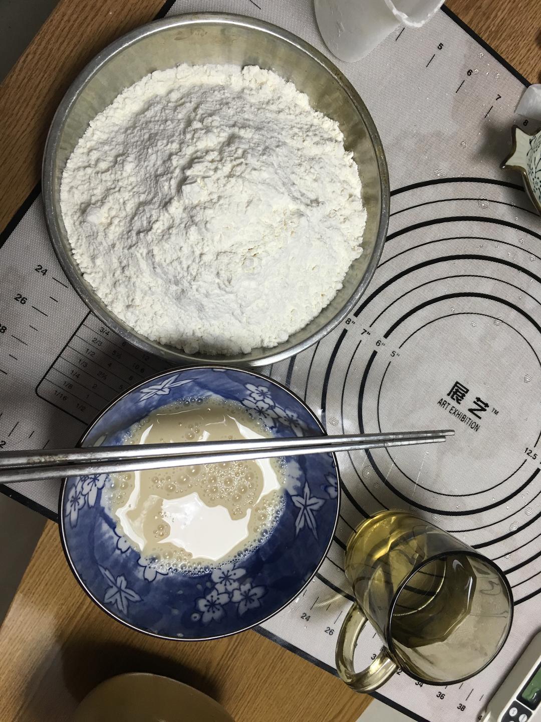 纯奶手撕吐司的做法 步骤1