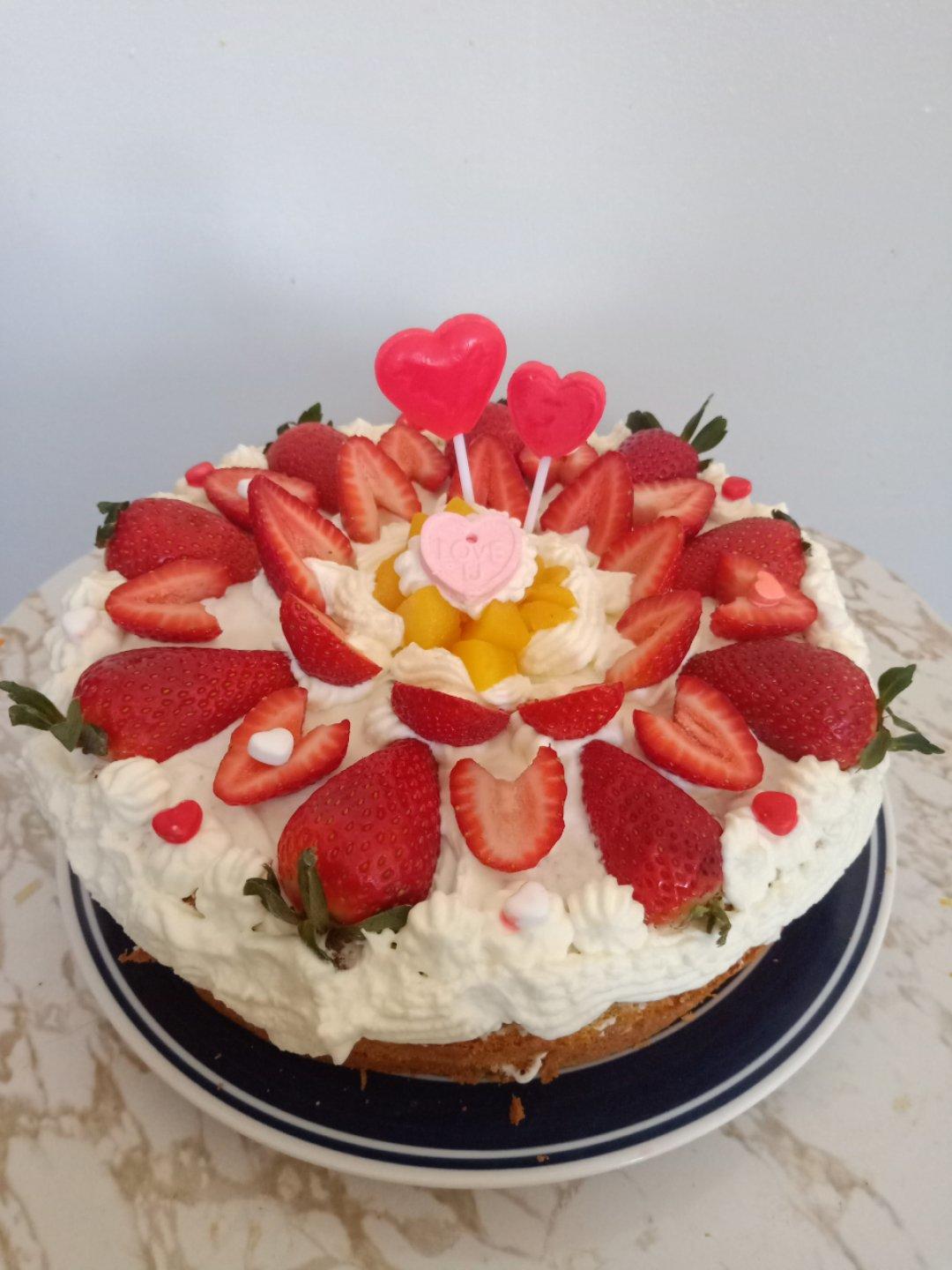 《Tinrry+》草莓奶油蛋糕（8寸配方）