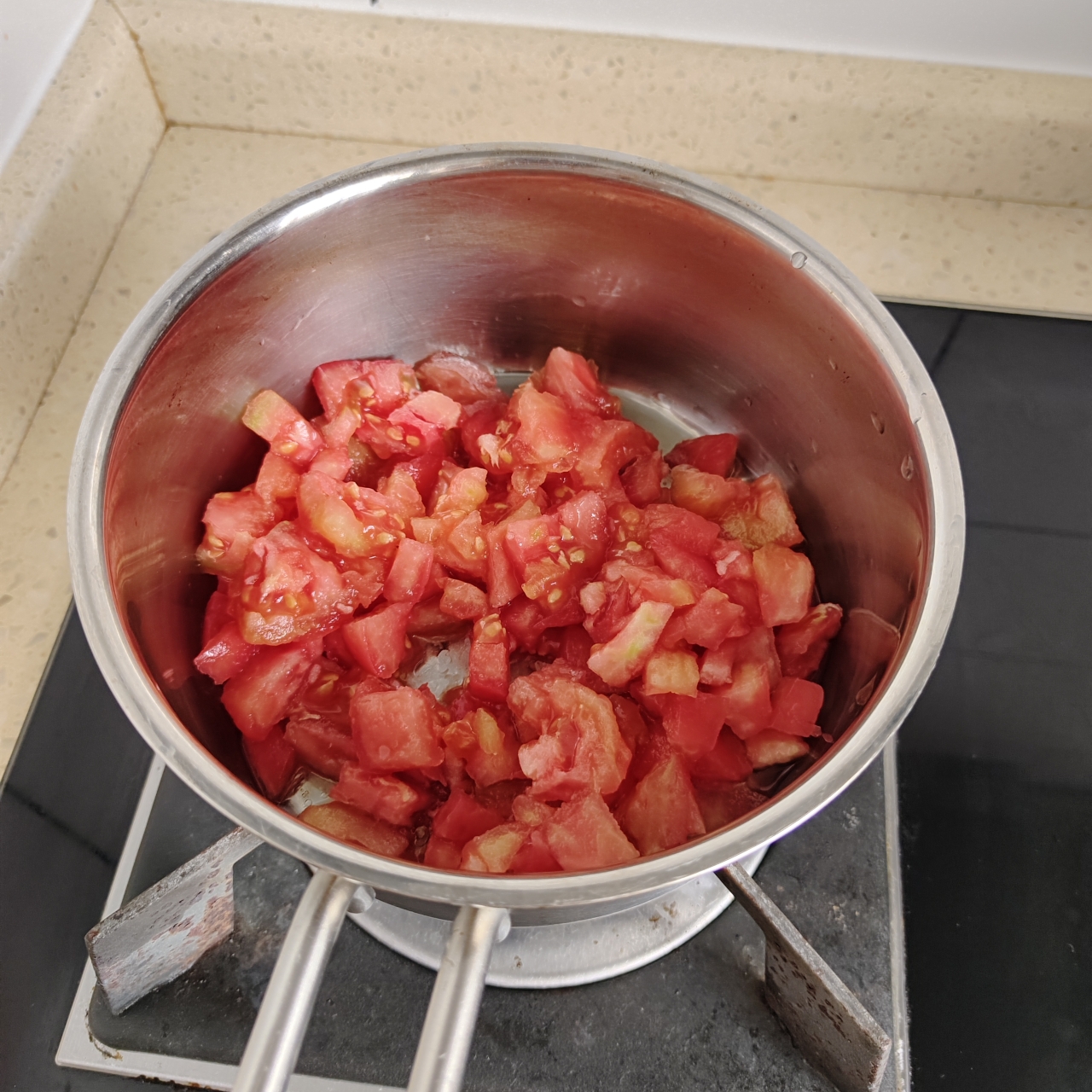 番茄豆腐牛肉丸汤的做法 步骤2
