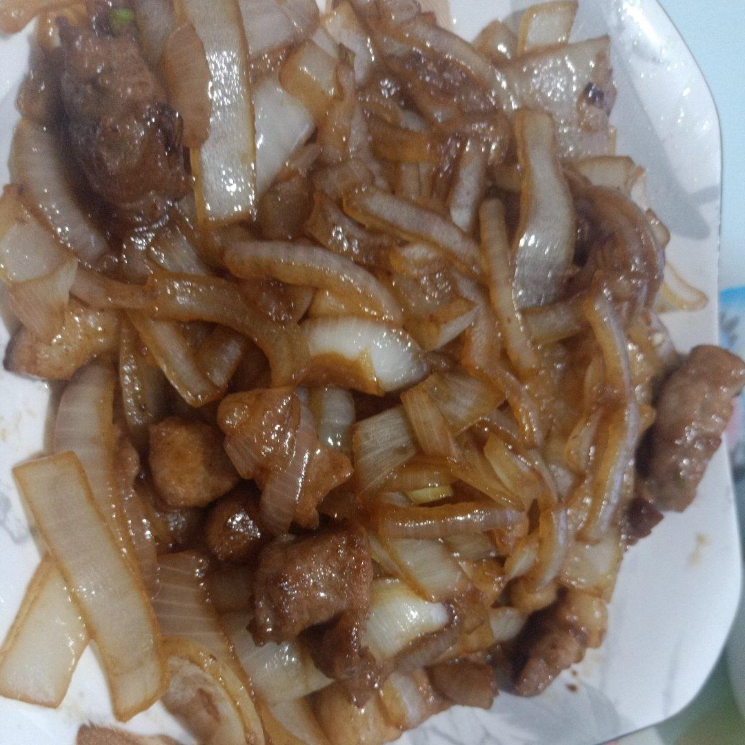 洋葱炒肉（宝宝爱吃）