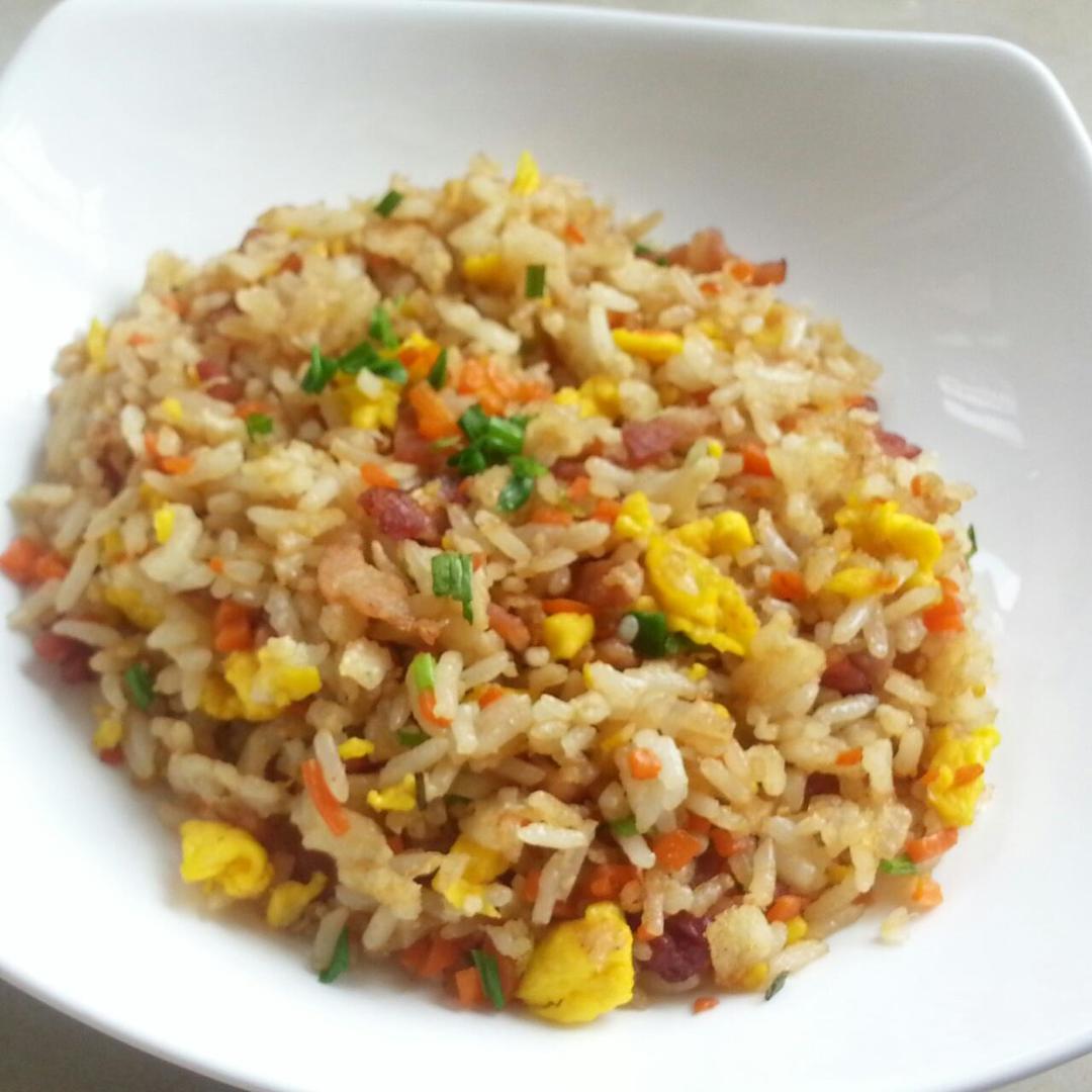 培根蛋炒饭