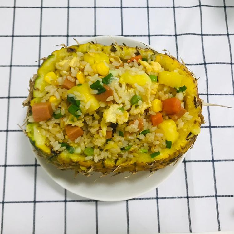 菠萝炒饭