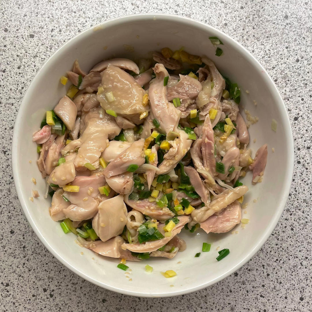 嫩滑葱油鸡腿