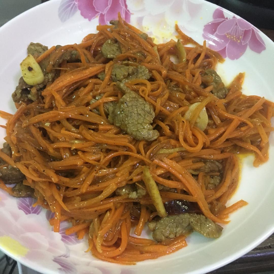 胡萝卜炒牛肉