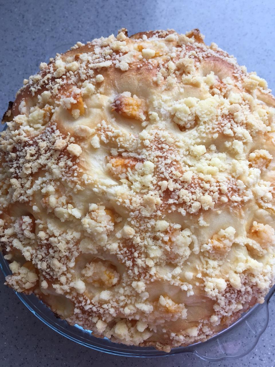 椰子味酥粒芒果面包