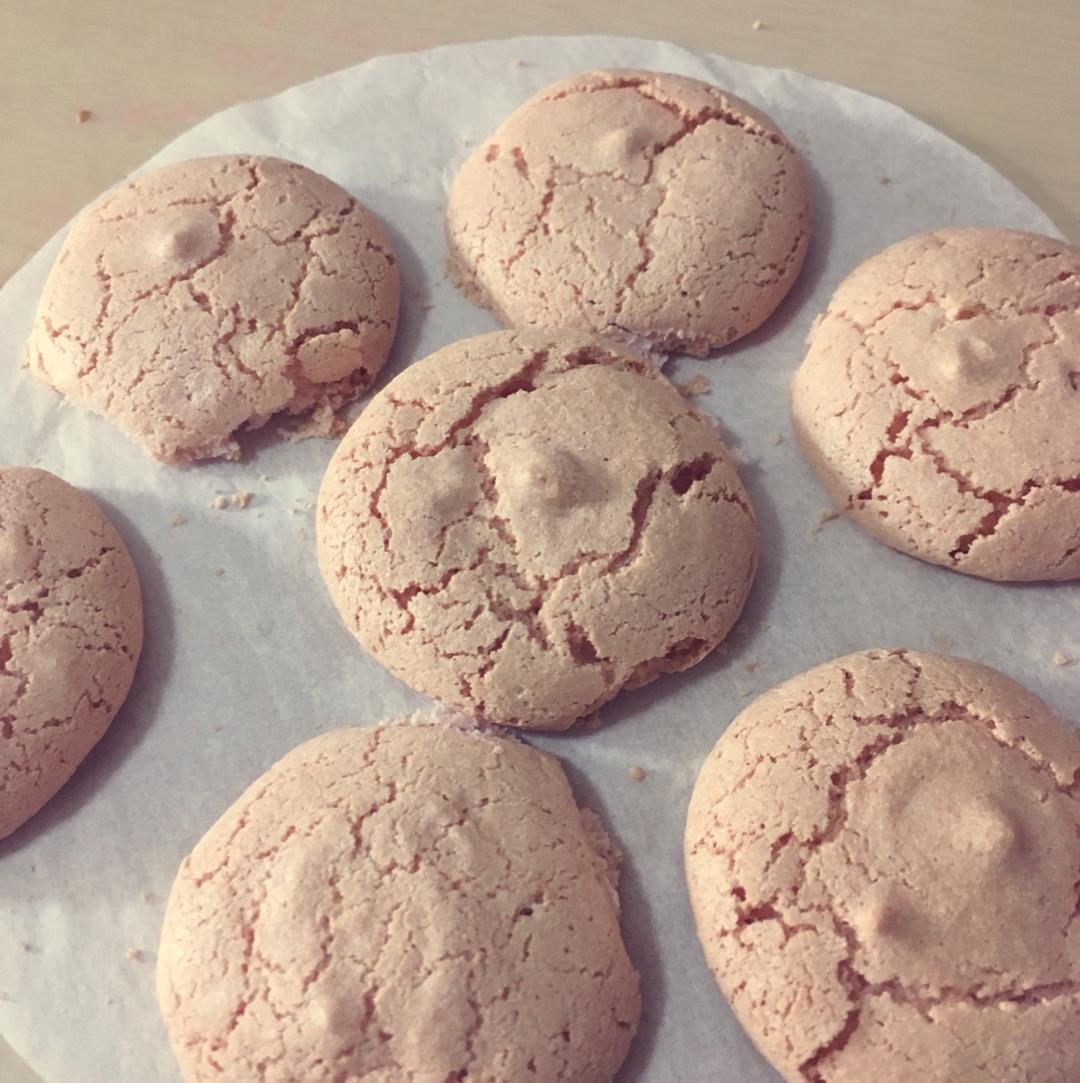 马卡龙(杏仁蛋白糖饼)