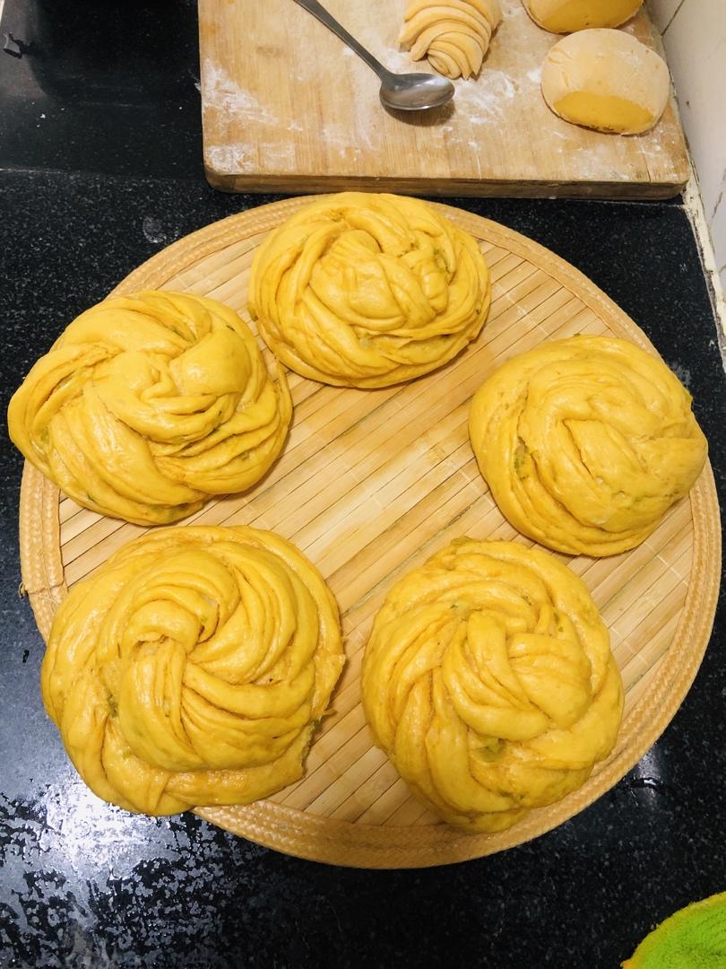 简单好看又好吃的花卷做法快来get一下！