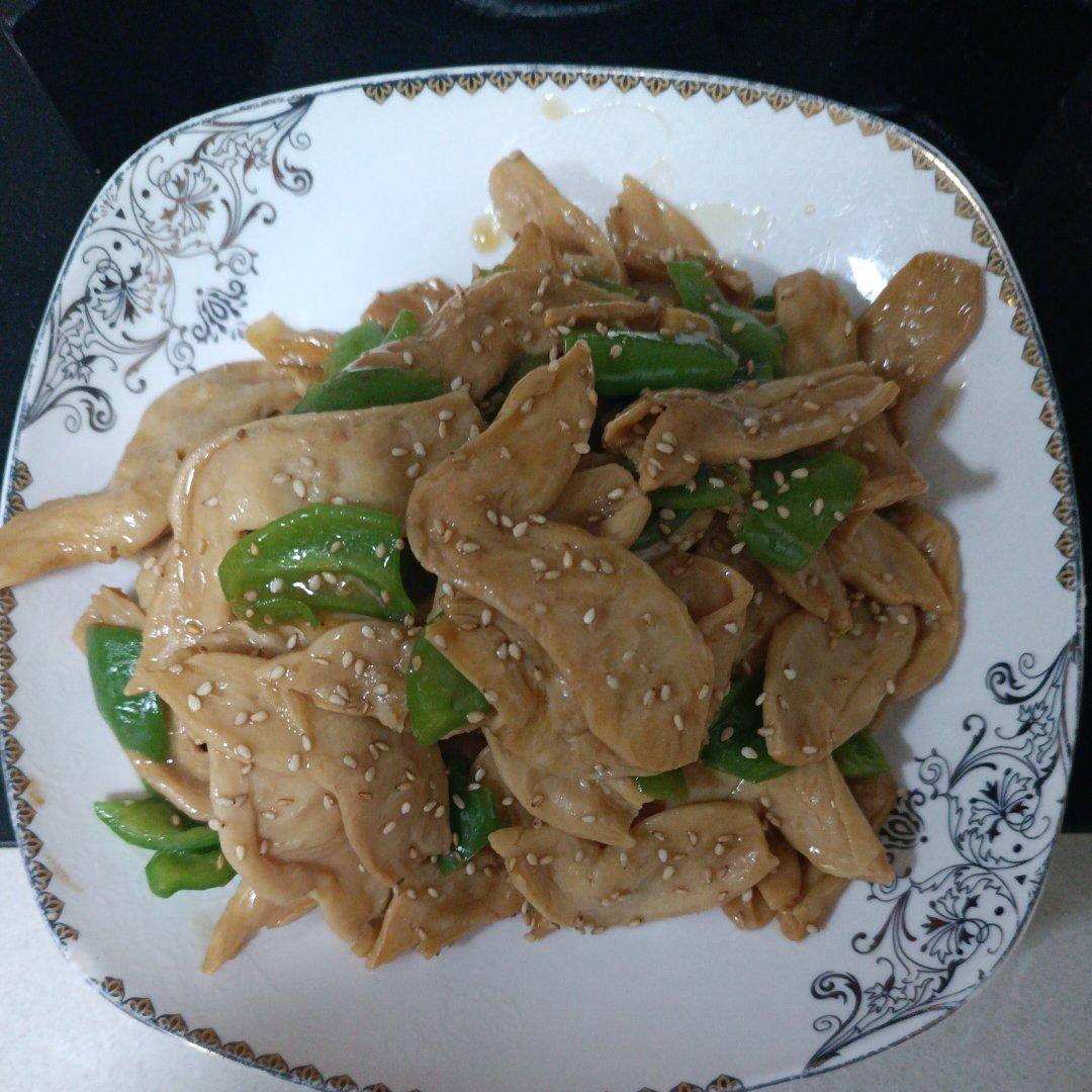 青椒炒素鸡翅