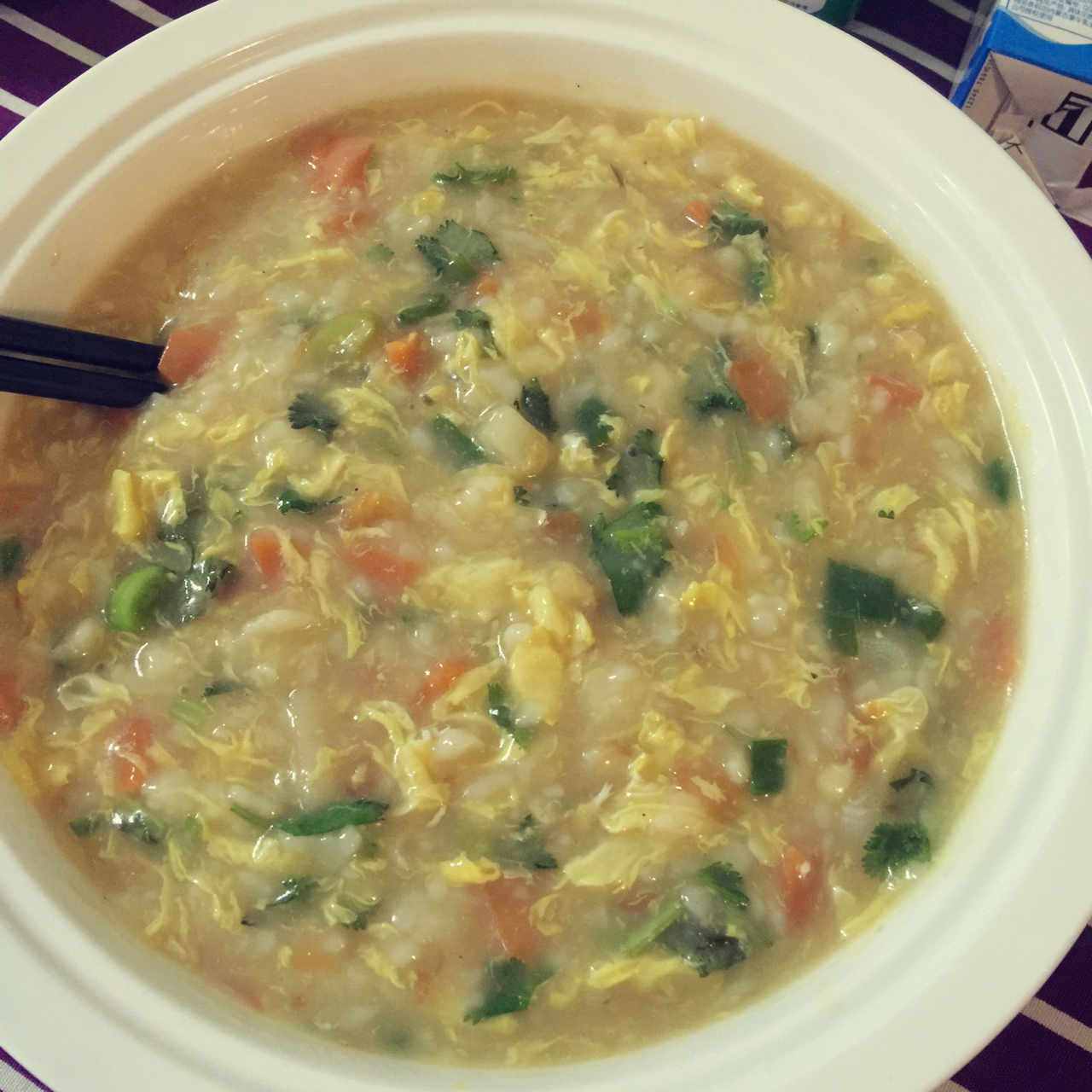 西红柿鸡蛋疙瘩汤