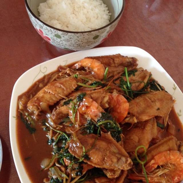不让孩子有机会吃外食之--鲍鱼焖鸡翅