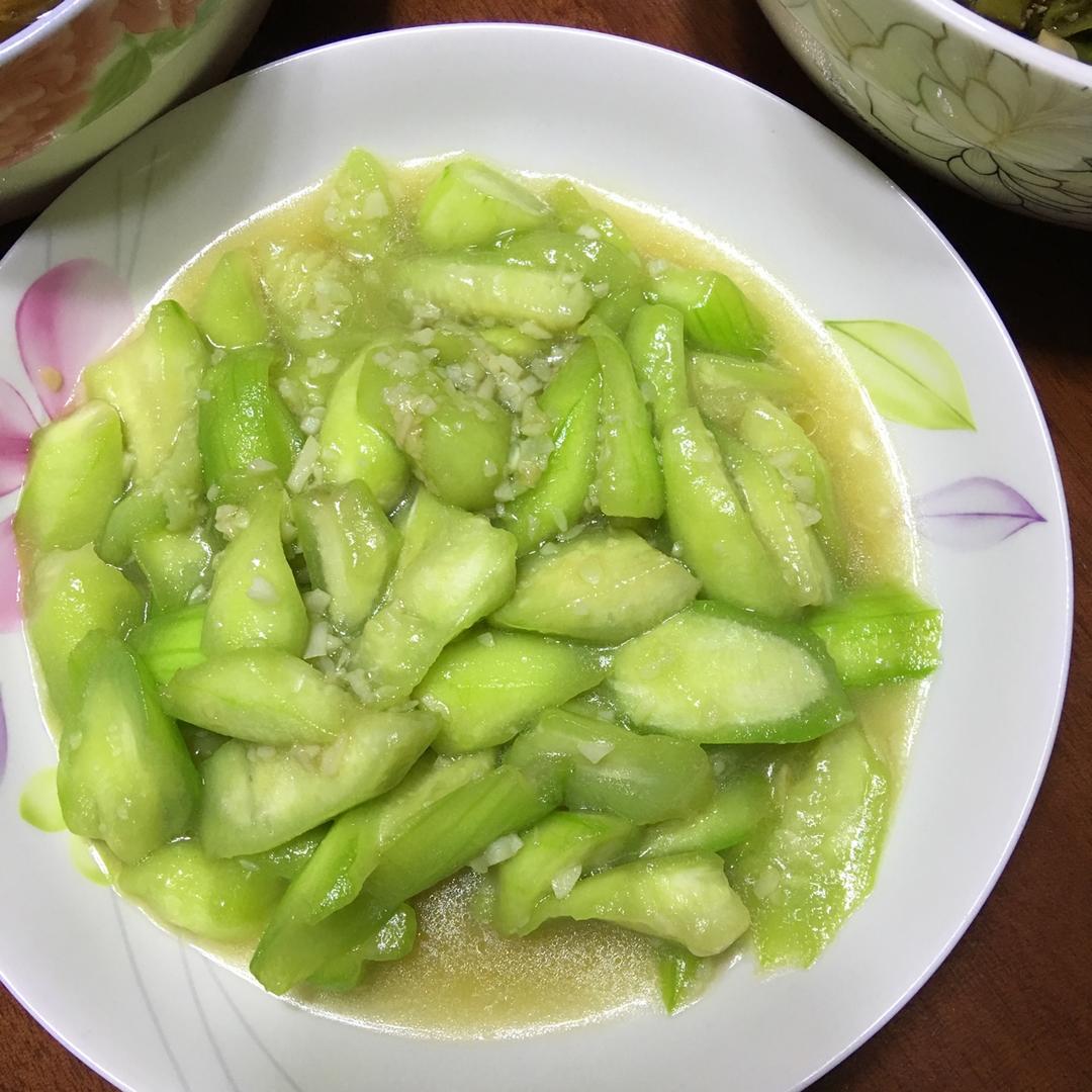 忙碌的宅人做的清炒丝瓜