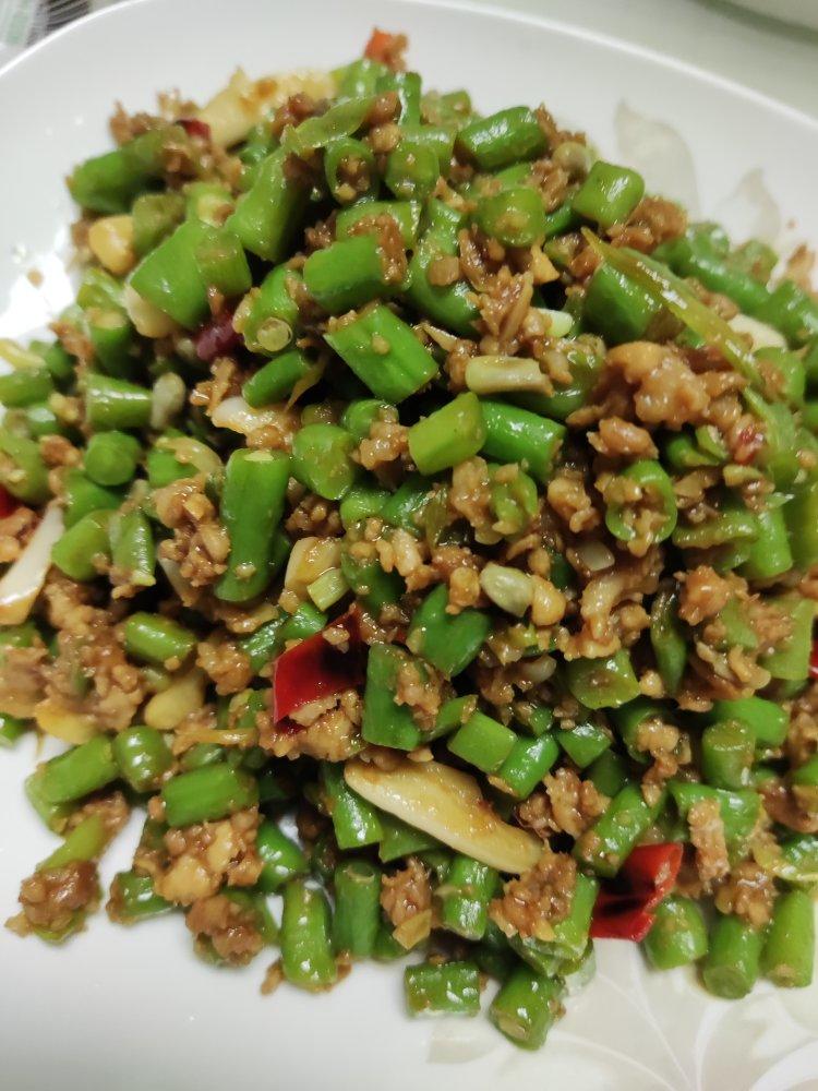 肉沫豆角下饭菜