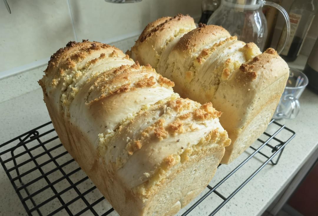 椰香满满的椰蓉土司~