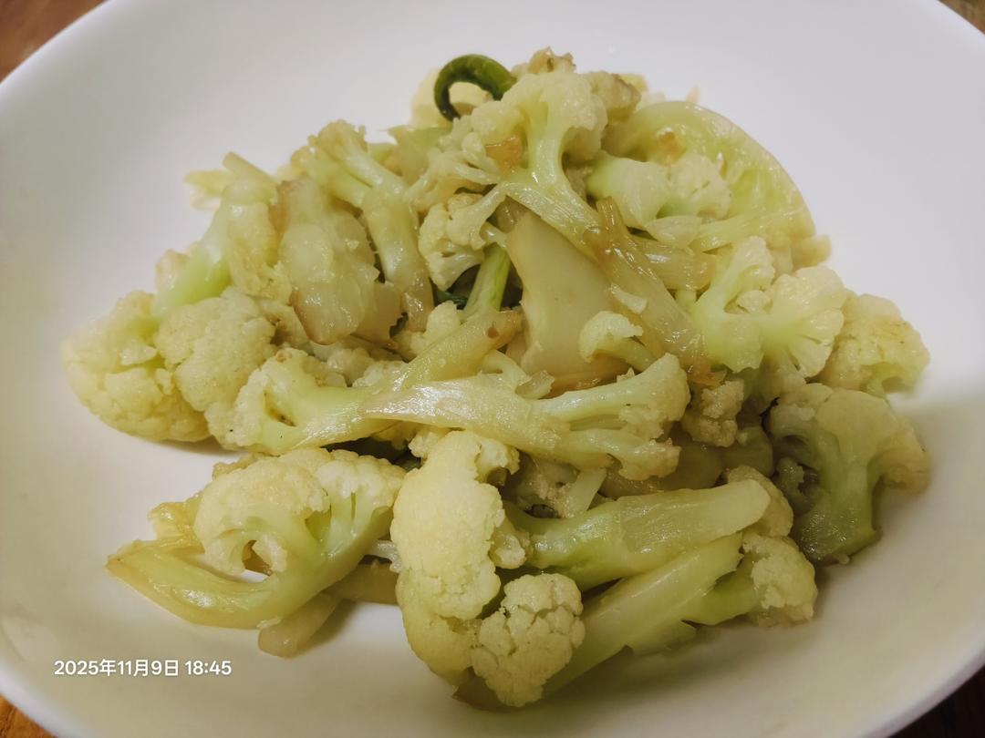 炒有机露天时令老品种白菜花