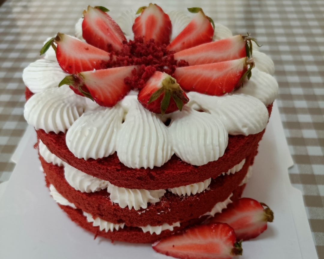六寸红丝绒生日蛋糕的做法 步骤12