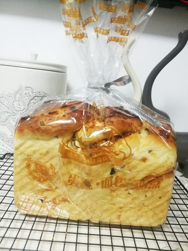 香葱肉松手撕吐司