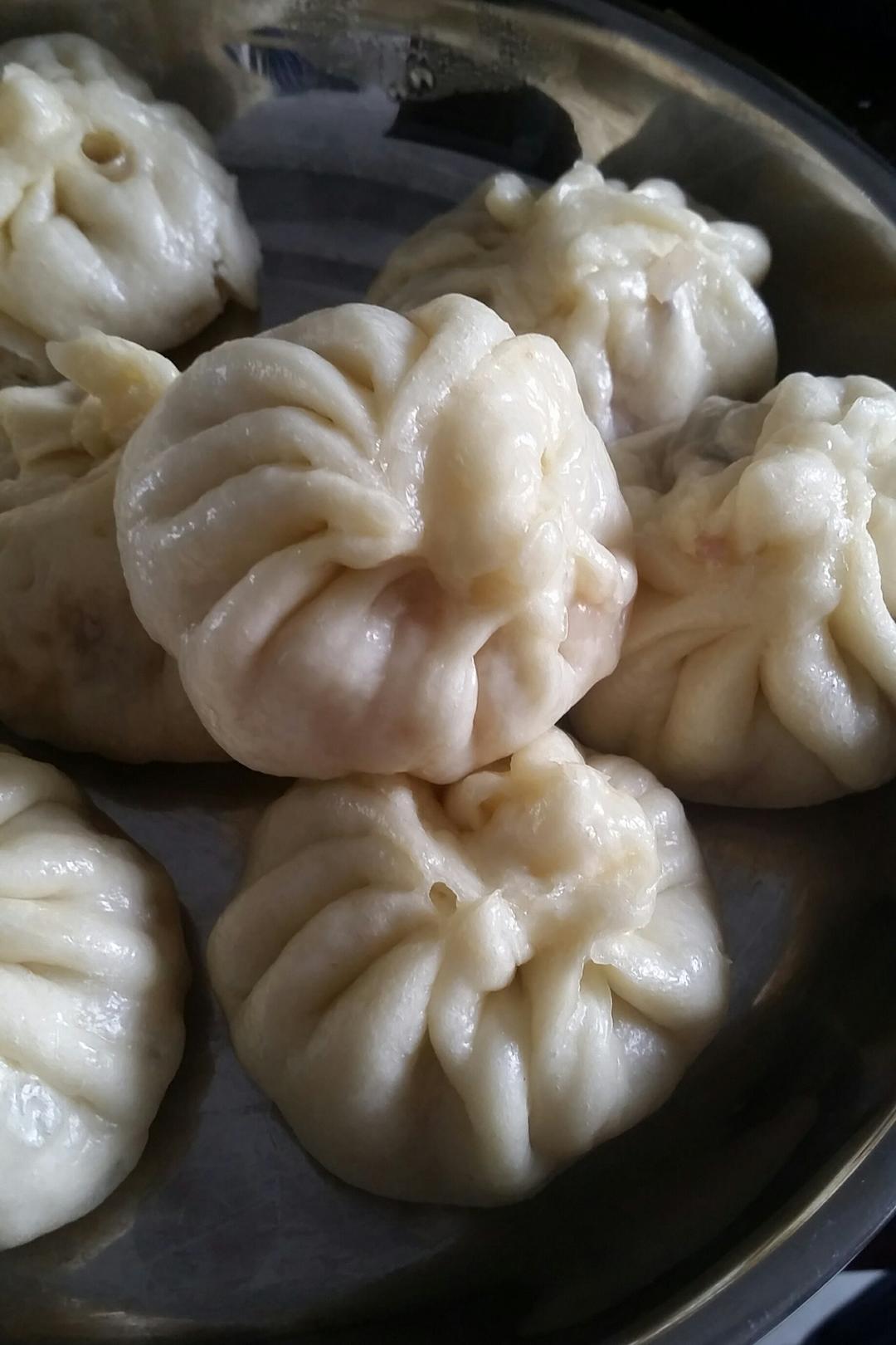 鲜肉包子