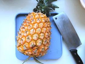 菠萝炒饭--属于春天的香甜的做法 步骤1