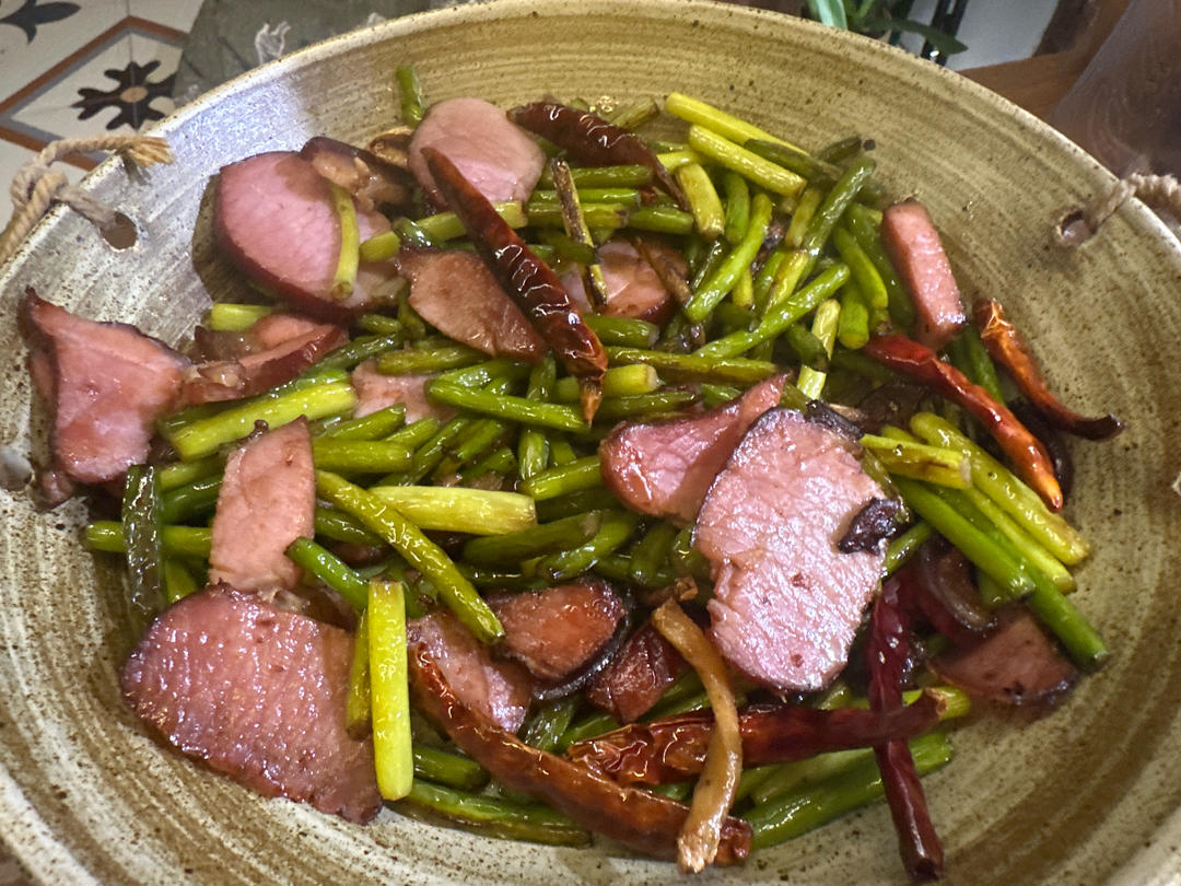 蒜苔炒腊肉