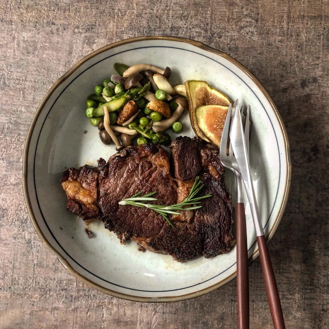 有吃有喝才有生活