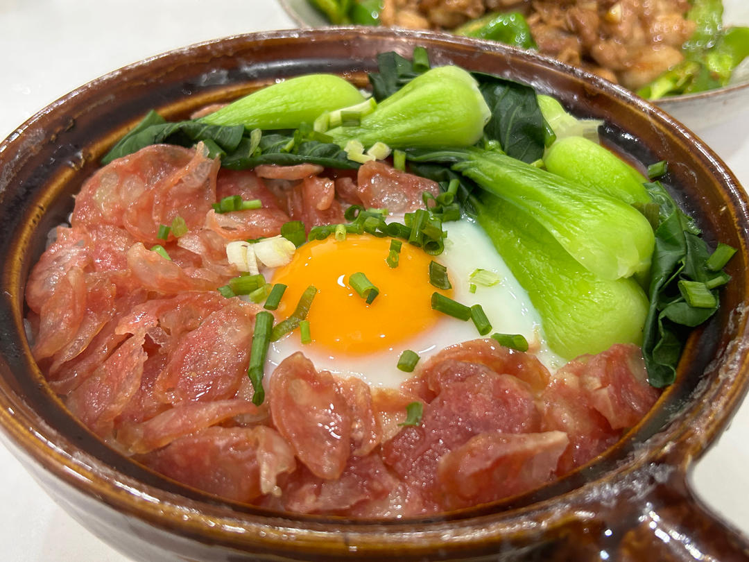 香肠煲仔饭