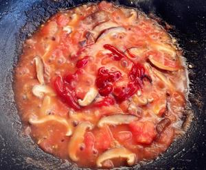 西红柿香菇意面的做法 步骤4