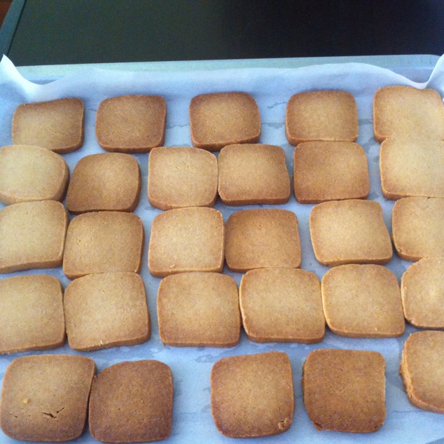 【炼乳脆饼•硬】非常简单的硬饼干