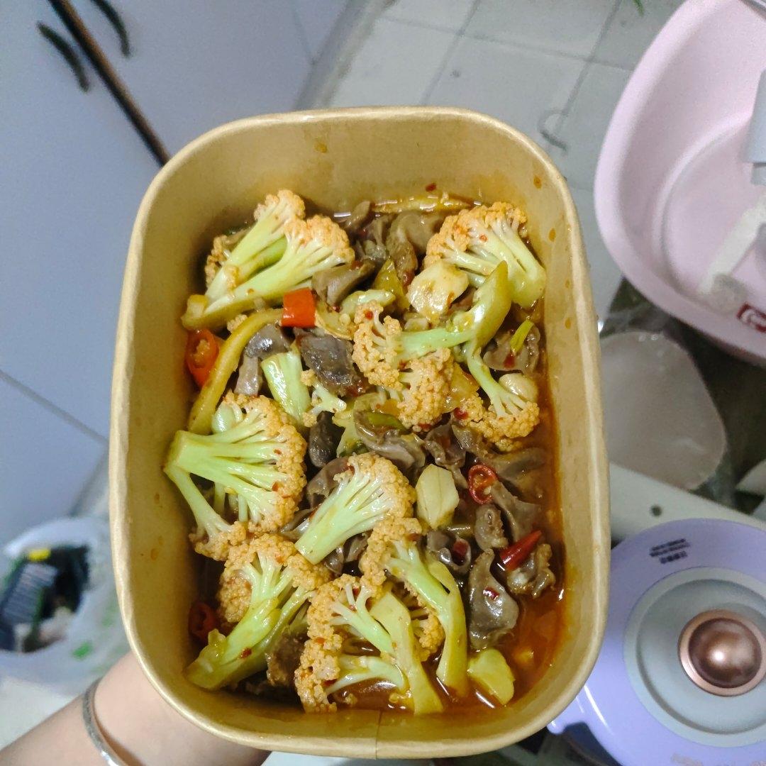 酸辣鱿鱼花菜