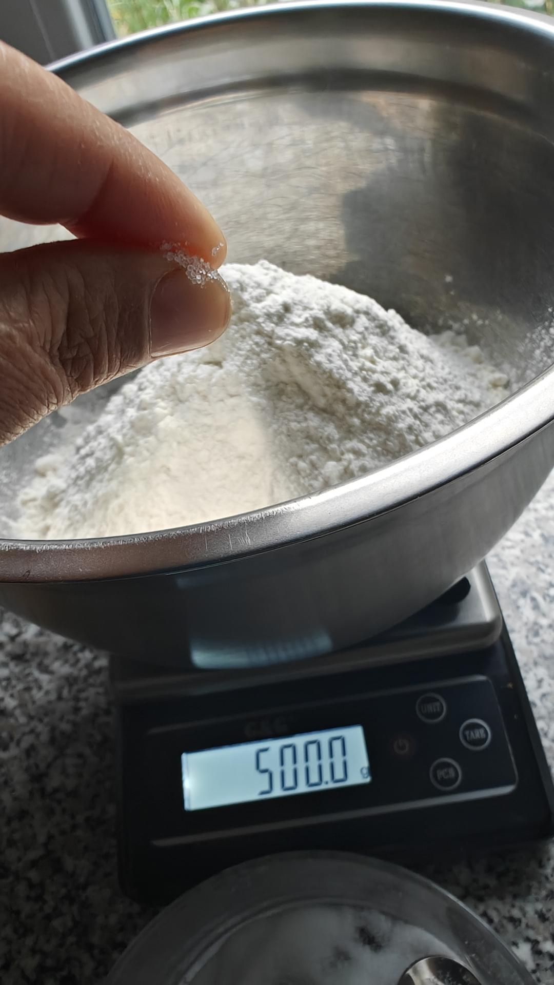 纯奶手撕吐司的做法 步骤1