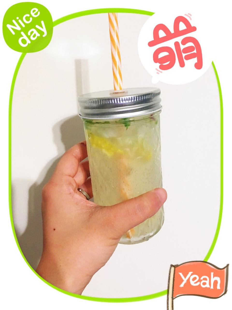 自制mojito（莫吉托）鸡尾酒，夏日的一抹清凉.