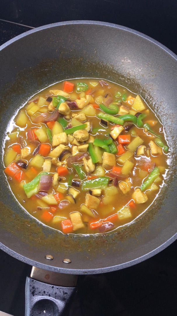 儿童菜谱——胖鸡的「咖喱饭」
