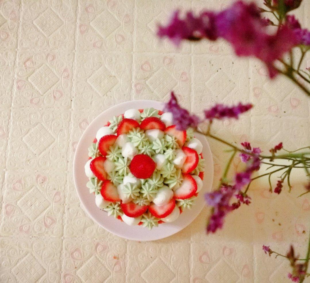 圣诞草莓雪人 红丝绒戚风裸蛋糕