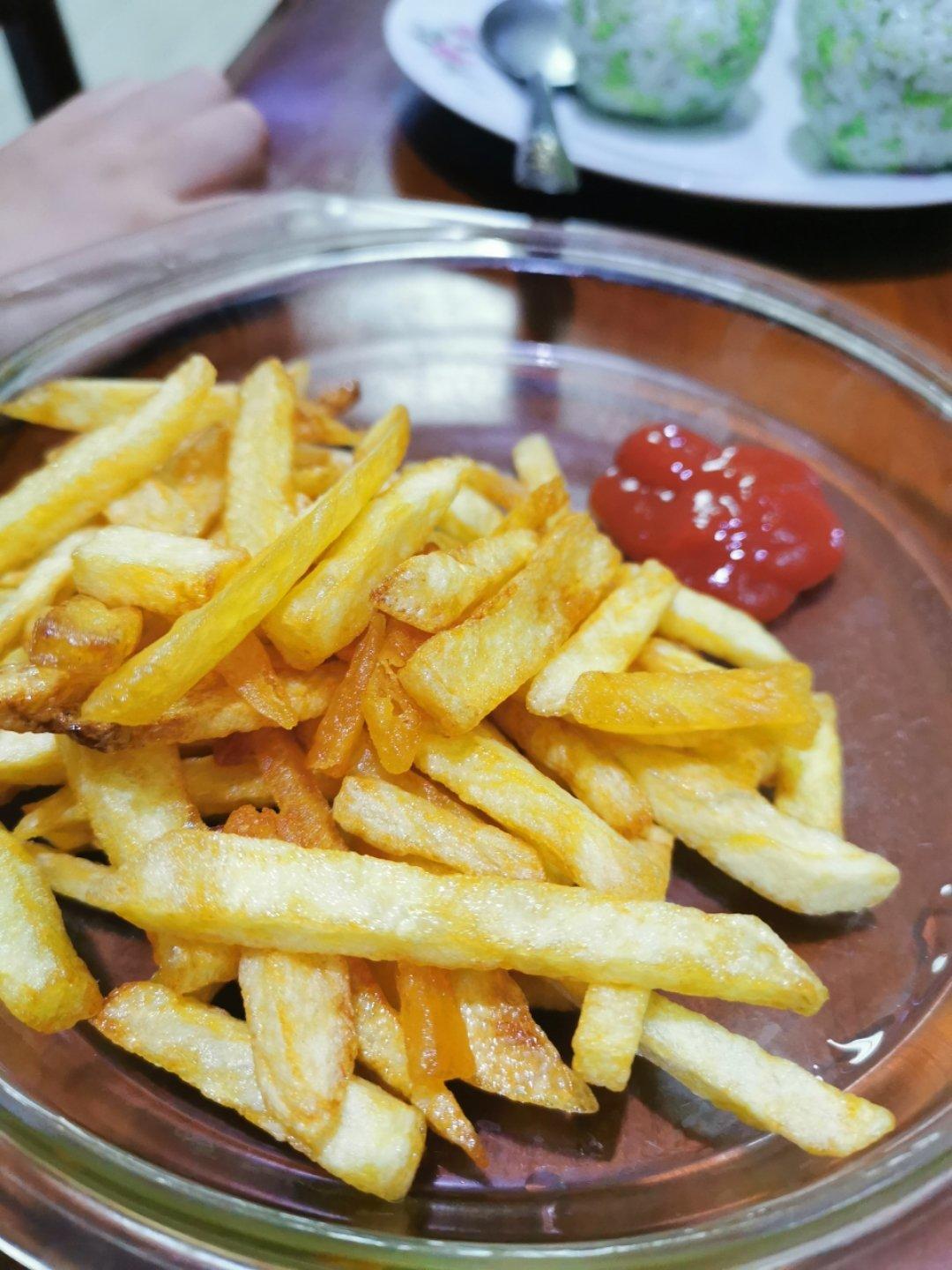 黄金炸薯条