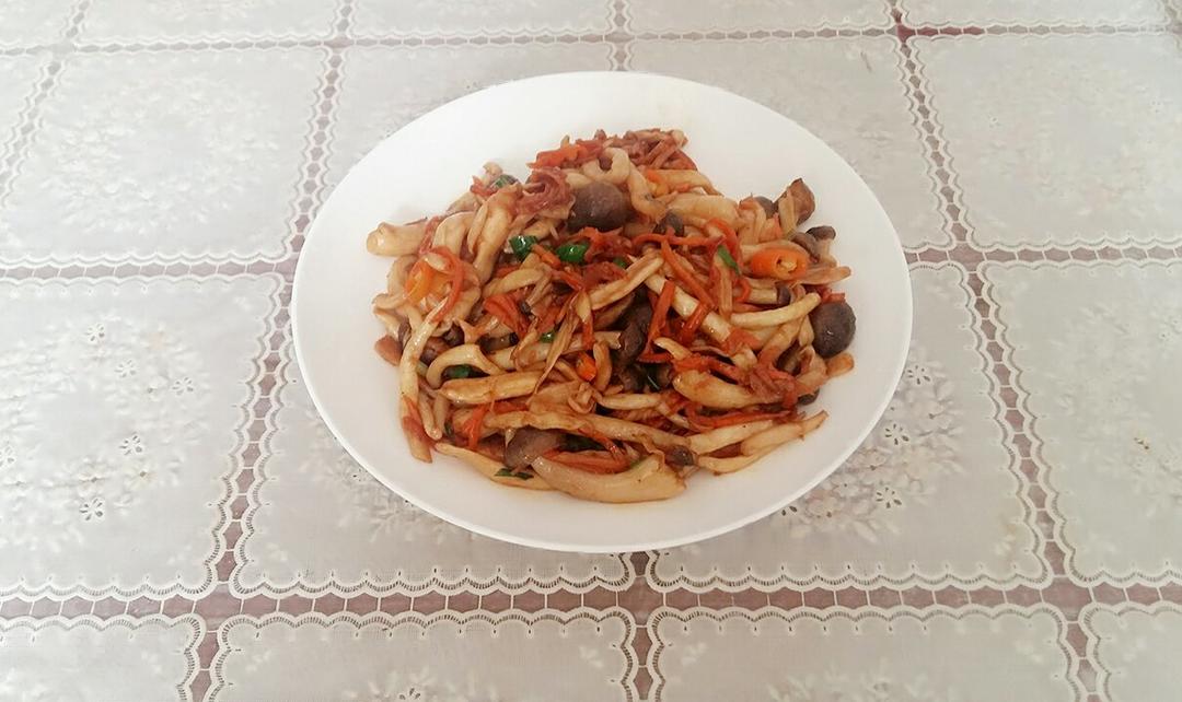 红烧海鲜菇(三碗米饭不是梦)