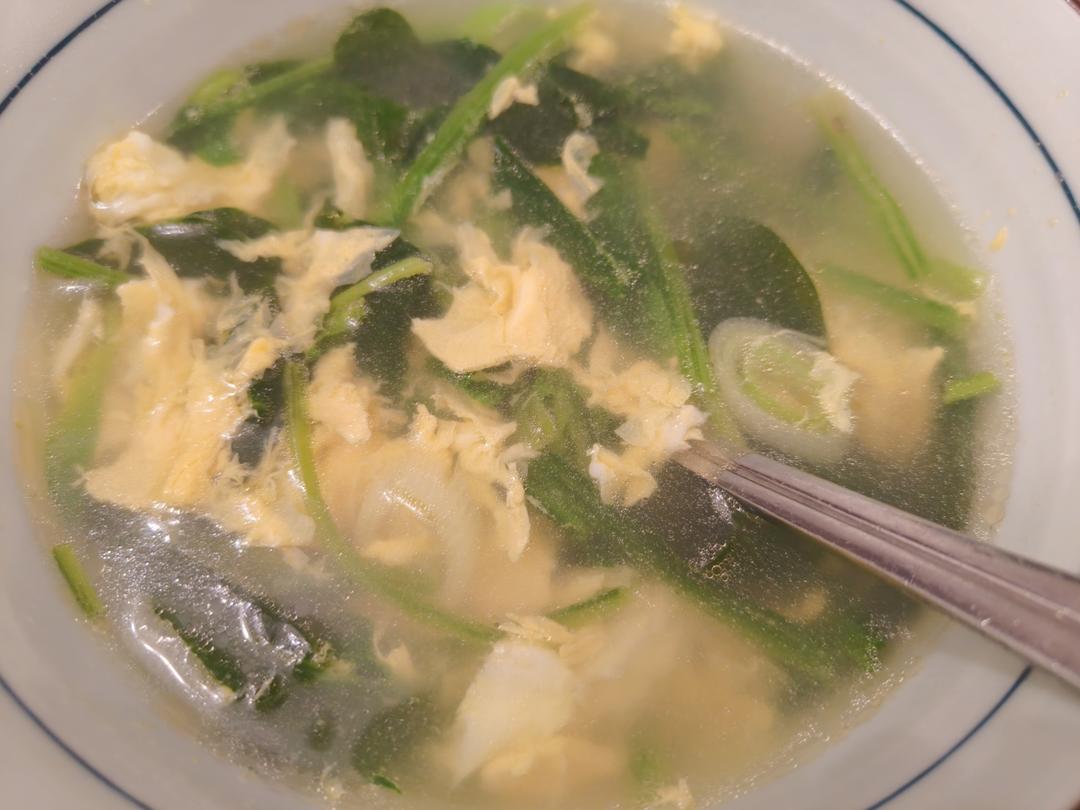 菠菜鸡蛋汤