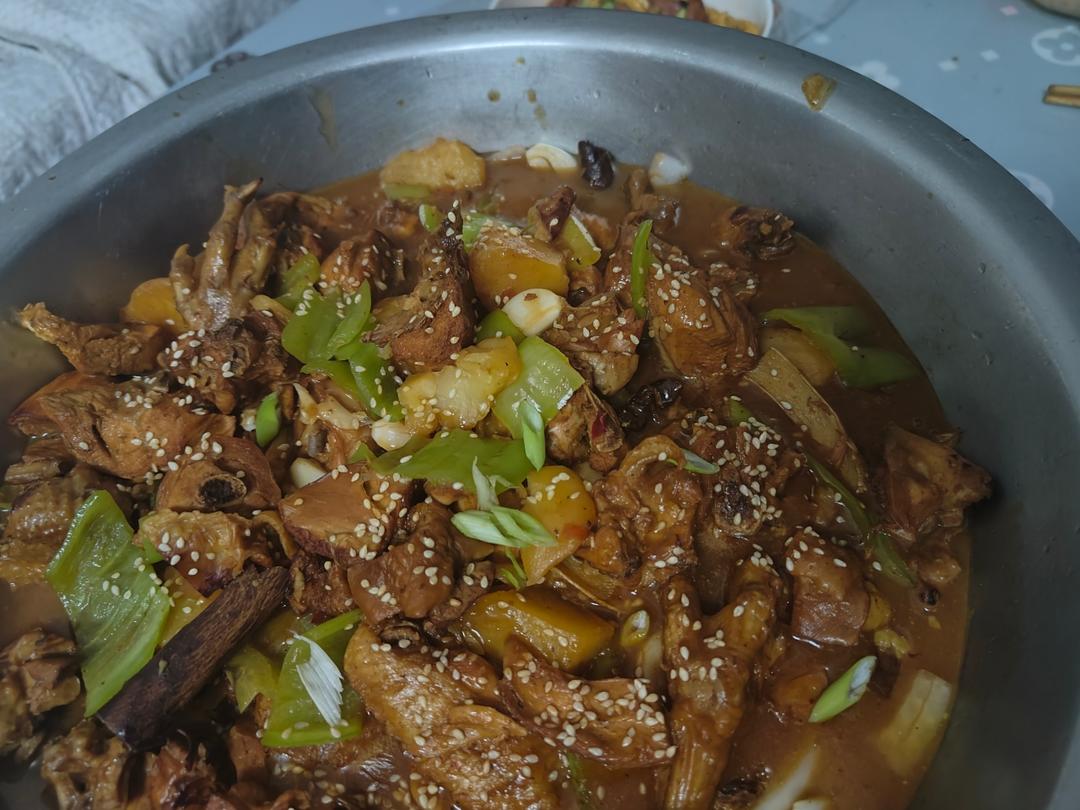 新疆大盘鸡无需争议