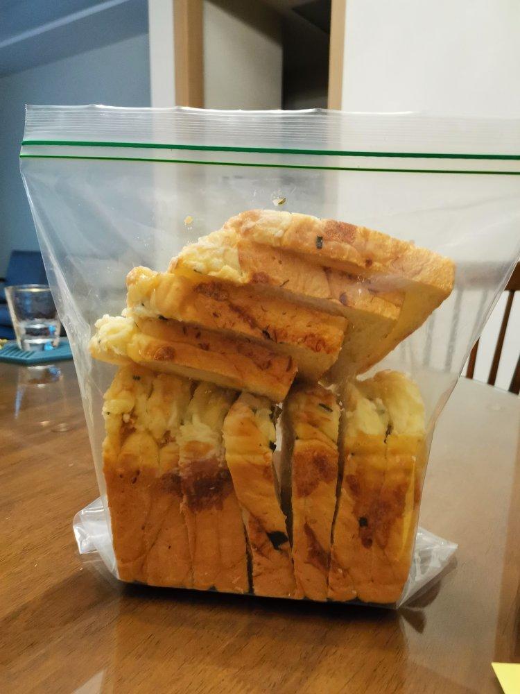 肉松吐司【超多料香爆马苏里拉】