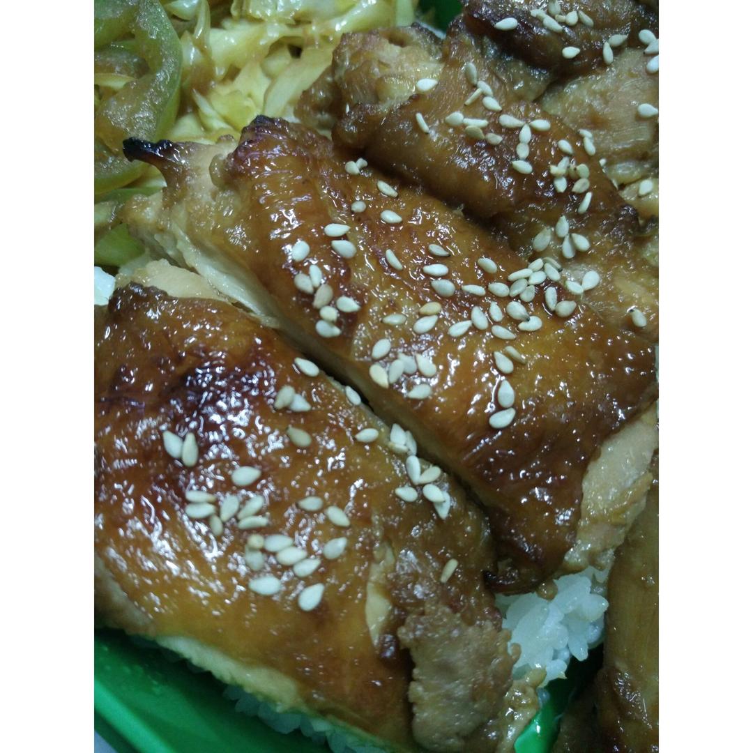 照烧鸡腿饭