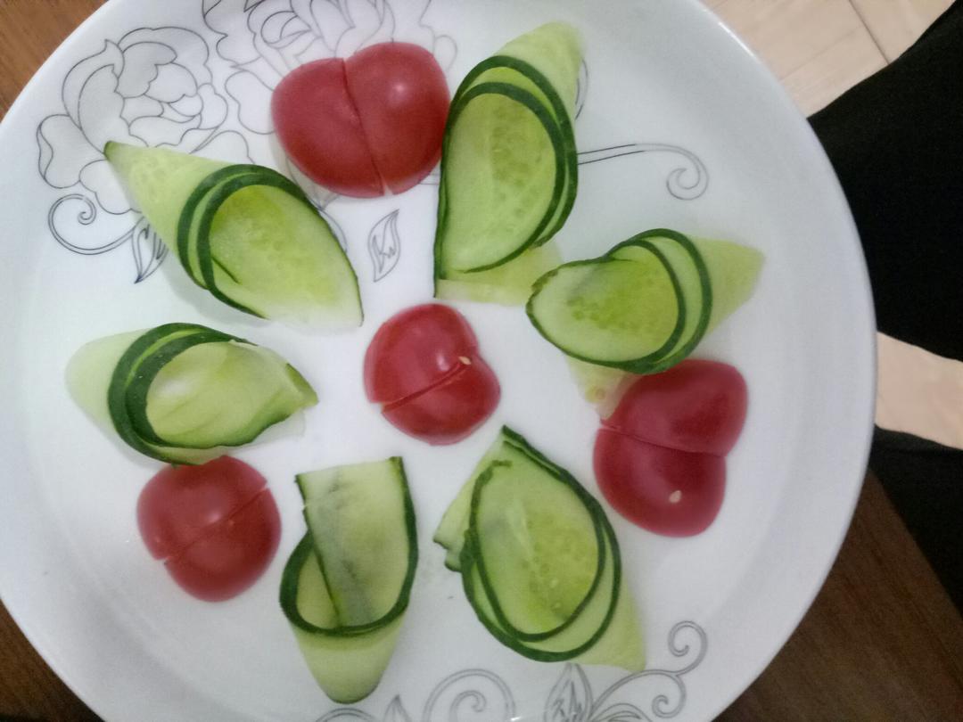 👗创意黄瓜盘饰摆盘拼盘（有小裙子）