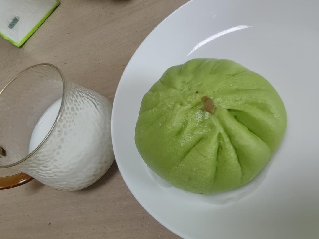 市售全麦馒头+脱脂牛奶