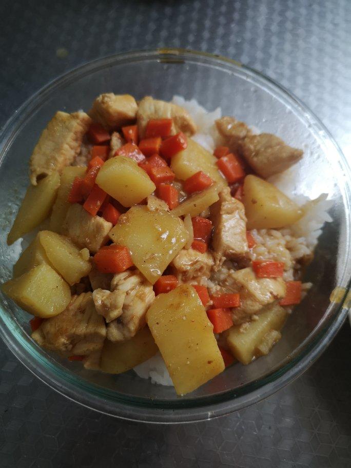 零失败日式咖喱鸡肉饭！！最正宗日本家庭做法！简单又好吃！